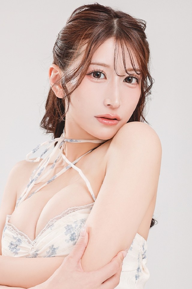 ランキング1位芹沢 莉瀬